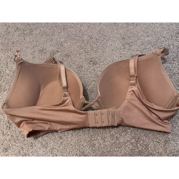 Bombshell Add-2-Cups Smooth Push-Up Bra 36C - Picture 2 of 2